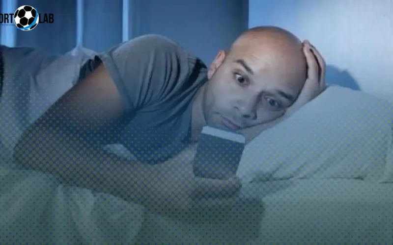 دراسة تكشف تأثير استخدام الهواتف الذكية ليلاً على ارتفاع خطر الأفكار الانتحارية